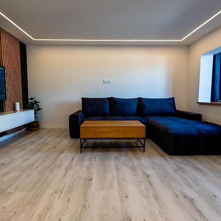 Modern Premium Apartment 1 Targoviste Eksteriør billede