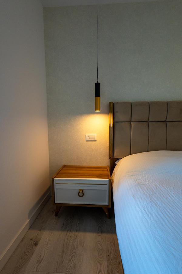 Modern Premium Apartment 1 Targoviste Eksteriør billede