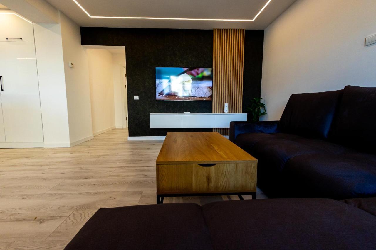 Modern Premium Apartment 1 Targoviste Eksteriør billede