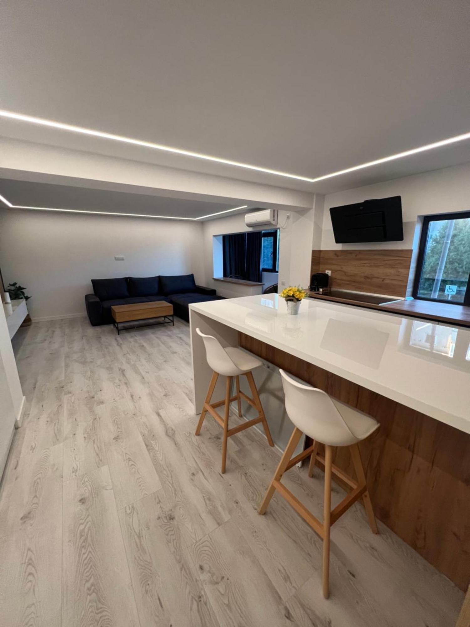 Modern Premium Apartment 1 Targoviste Eksteriør billede
