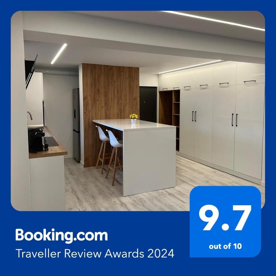 Modern Premium Apartment 1 Targoviste Eksteriør billede